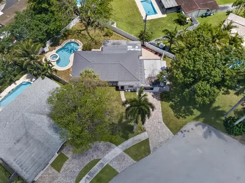 2740 NW 9th Lane Wilton Manors FL 33311