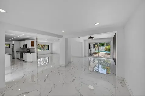 2740 NW 9th Lane Wilton Manors FL 33311