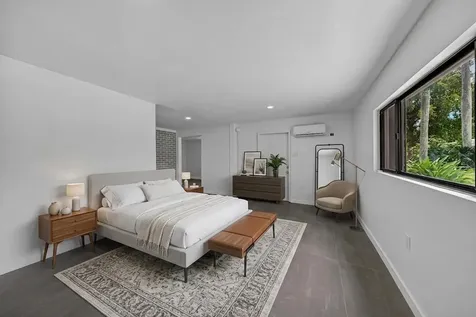 2740 NW 9th Lane Wilton Manors FL 33311