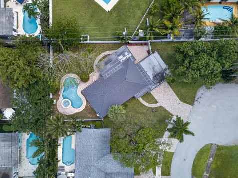2740 NW 9th Lane Wilton Manors FL 33311