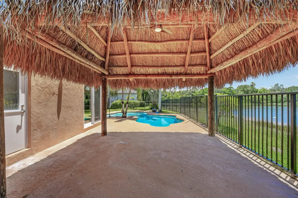 3043 Lakewood Drive Weston FL 33332