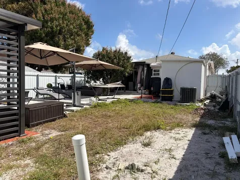 417 N F Street Lake Worth Beach FL 33460
