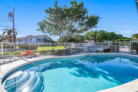 431 W Camino Real Boca Raton FL 33432
