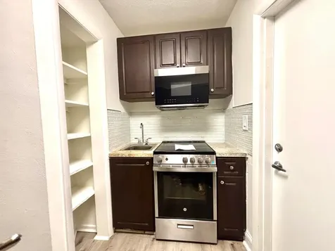431 W Camino Real Boca Raton FL 33432
