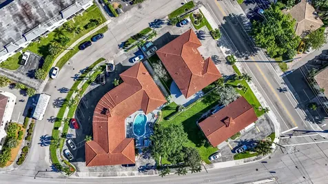 431 W Camino Real Boca Raton FL 33432