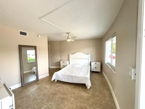 431 W Camino Real Boca Raton FL 33432