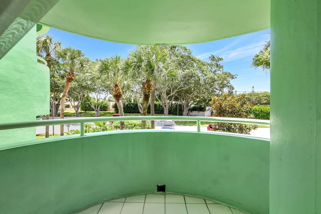 5884 Morningstar Circle Delray Beach FL 33484