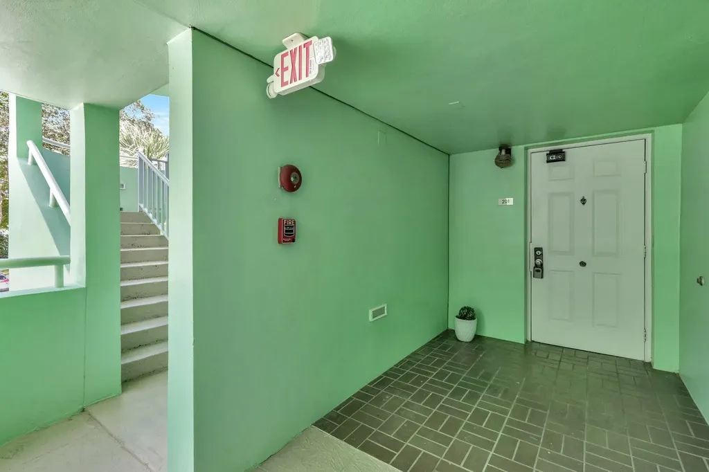 5884 Morningstar Circle Delray Beach FL 33484