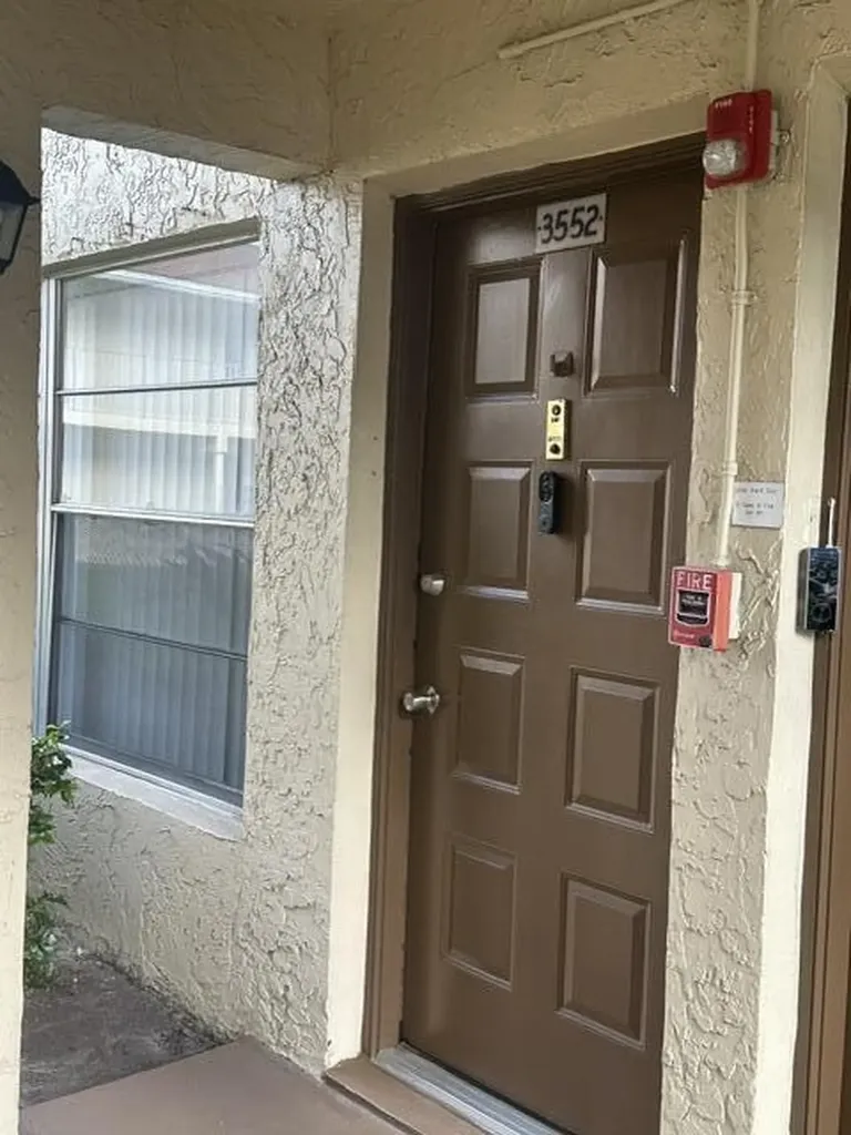 3225 N University Drive Coral Springs FL 33071