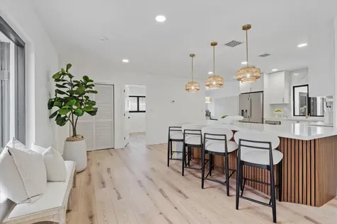4721 Bayview Drive Fort Lauderdale FL 33308