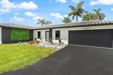 4721 Bayview Drive Fort Lauderdale FL 33308