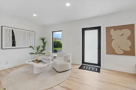 4721 Bayview Drive Fort Lauderdale FL 33308