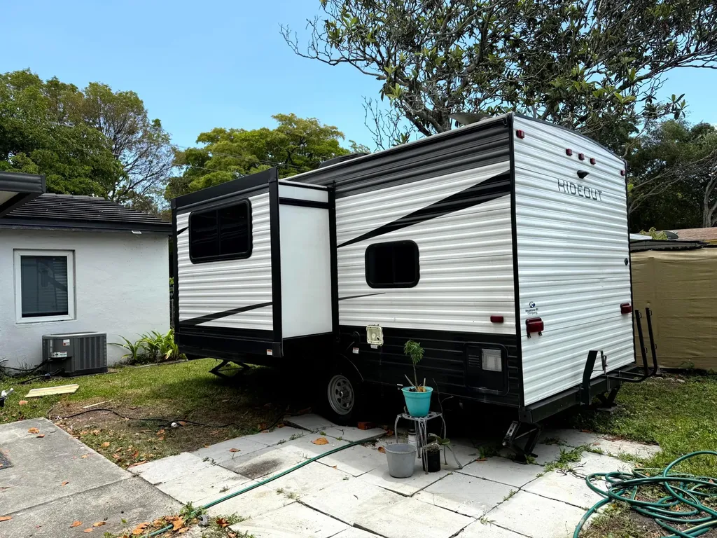 1510 S 19th Avenue Hollywood FL 33020