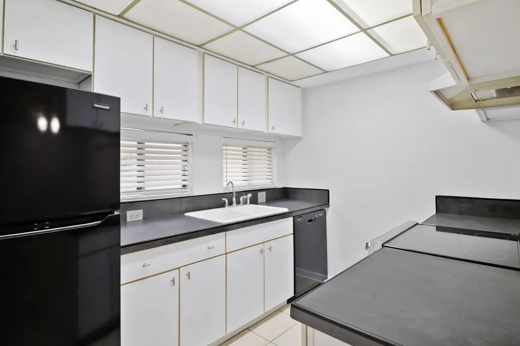 950 S Kanner Highway Stuart FL 34994