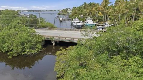 950 S Kanner Highway Stuart FL 34994