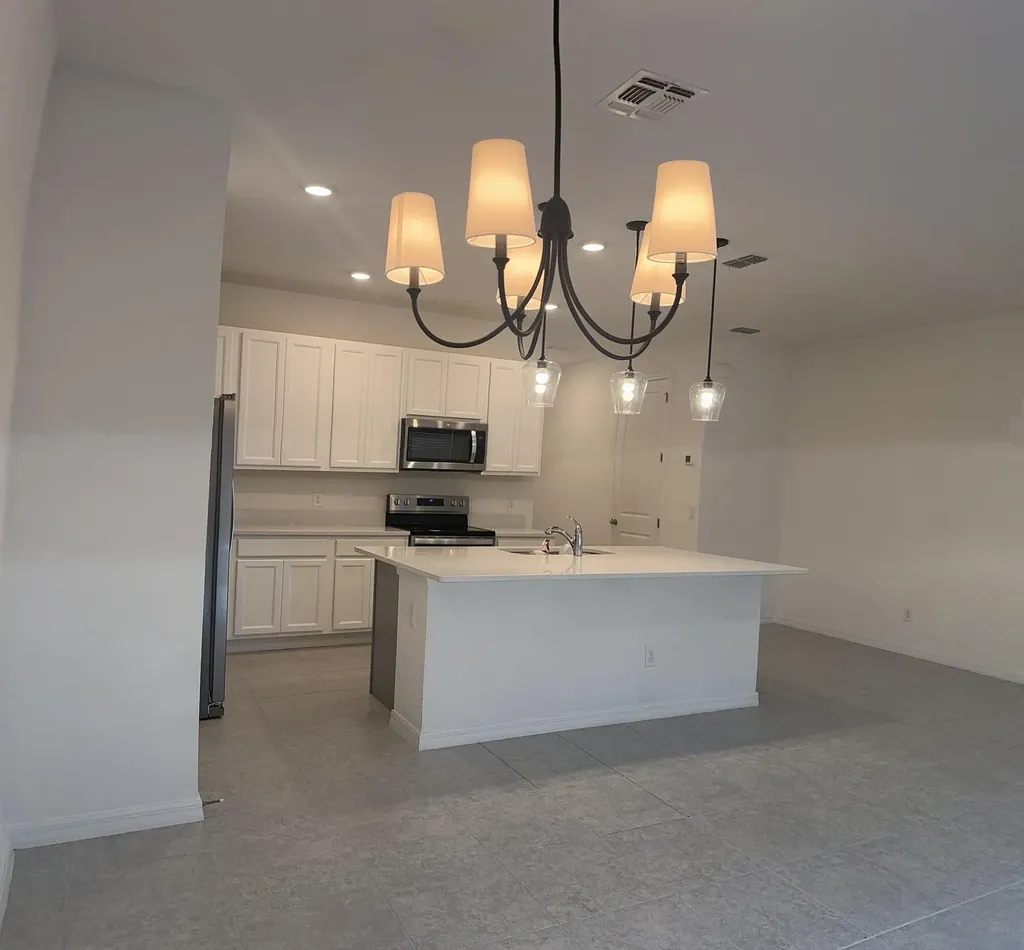 1488 Discovery Street Davenport FL 33896