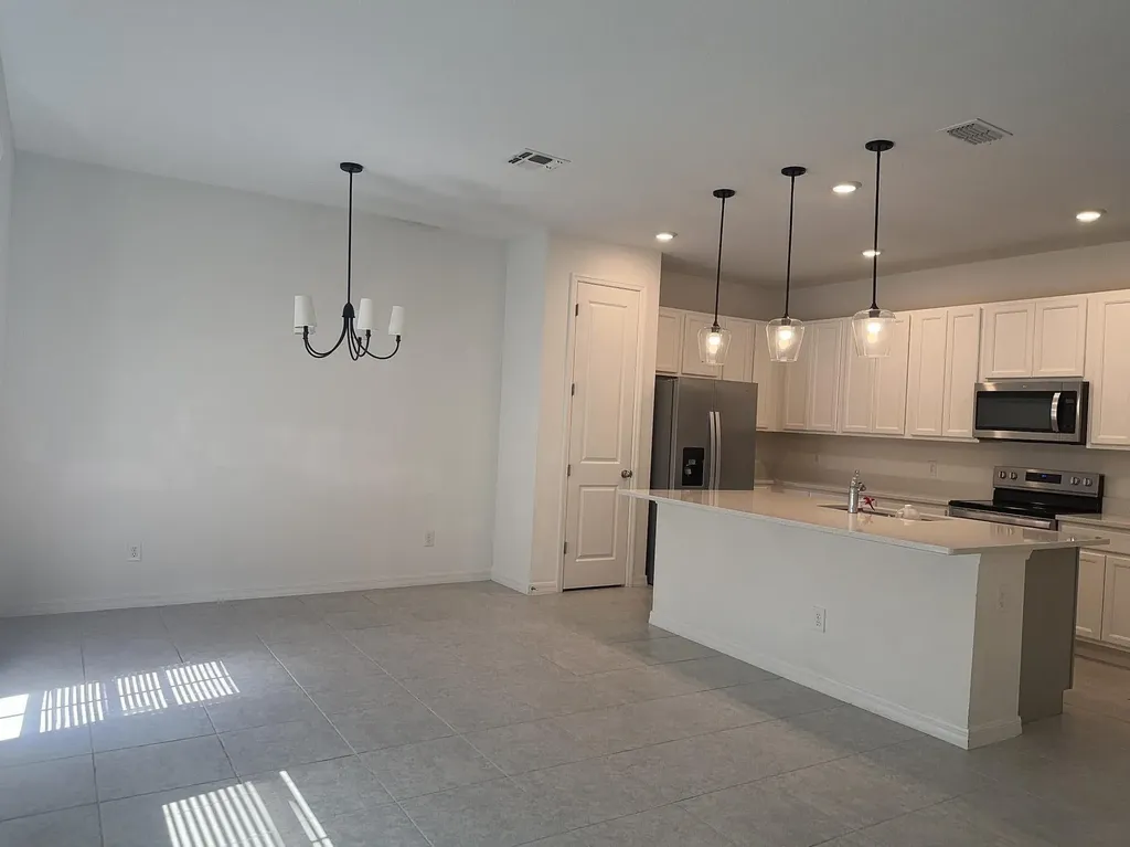 1488 Discovery Street Davenport FL 33896