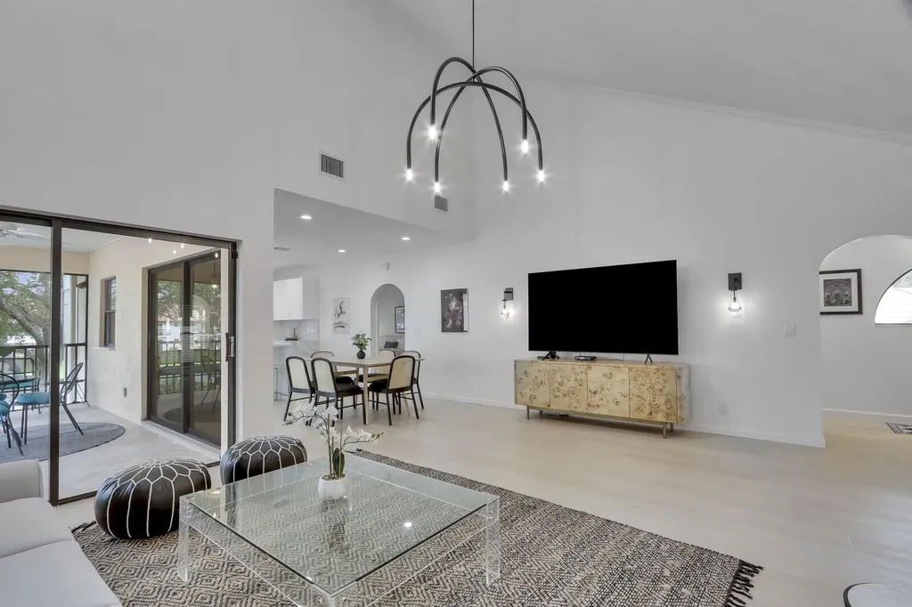 16000 W Bay Drive Jupiter FL 33477