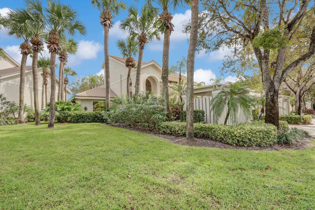 16000 W Bay Drive Jupiter FL 33477