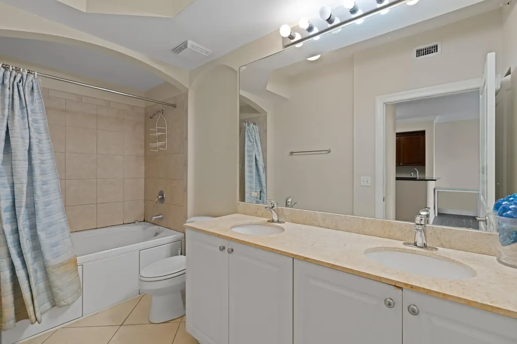 1660 Renaissance Commons Boulevard Boynton Beach FL 33426