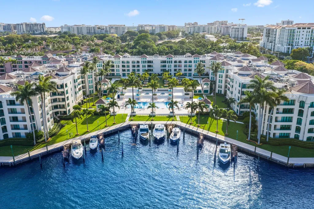 100 SE 5th Avenue Boca Raton FL 33432