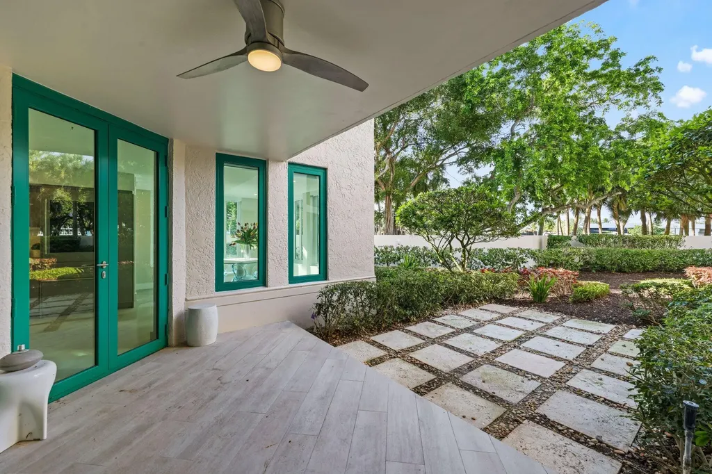100 SE 5th Avenue Boca Raton FL 33432