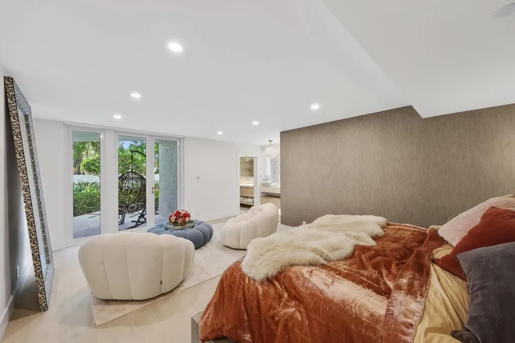 100 SE 5th Avenue Boca Raton FL 33432