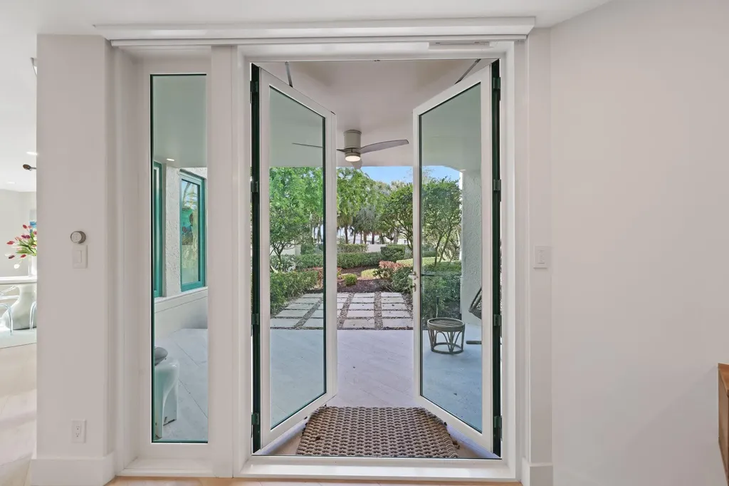 100 SE 5th Avenue Boca Raton FL 33432