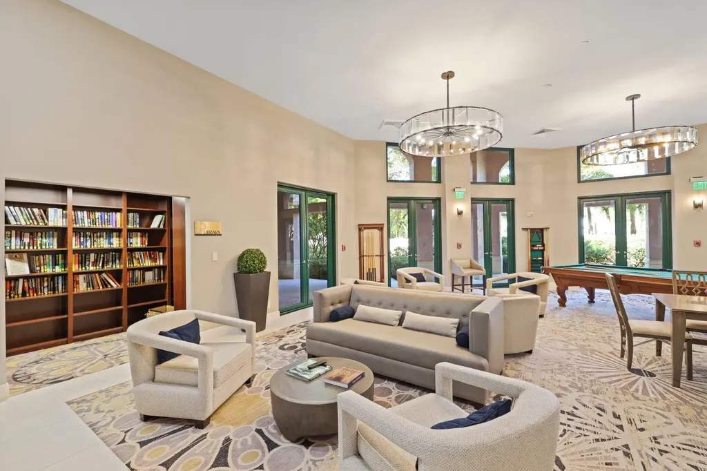 100 SE 5th Avenue Boca Raton FL 33432