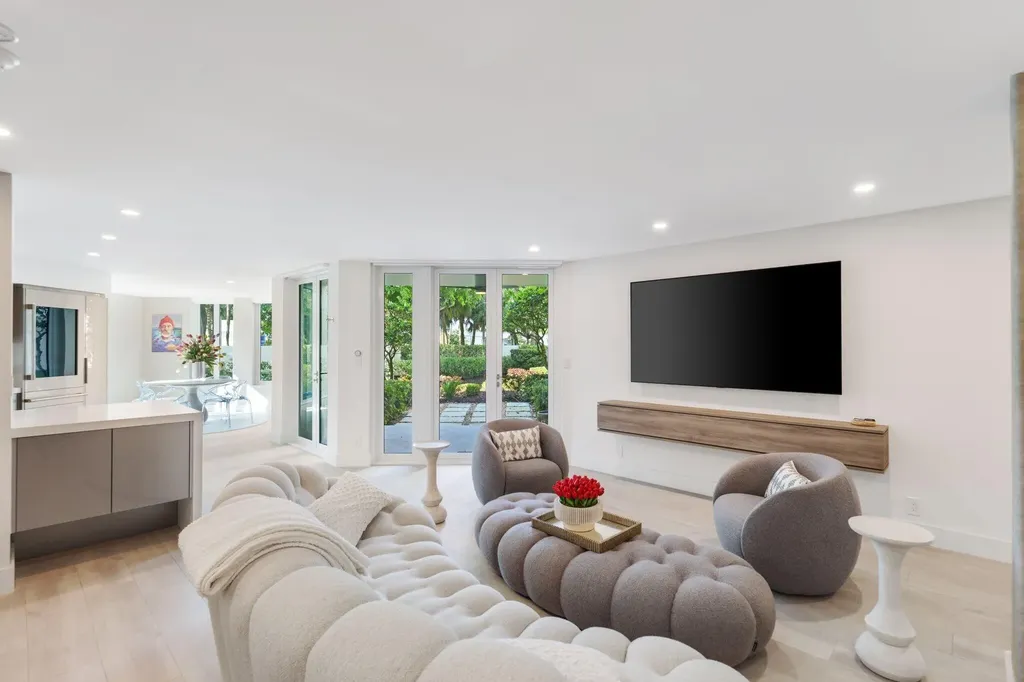 100 SE 5th Avenue Boca Raton FL 33432