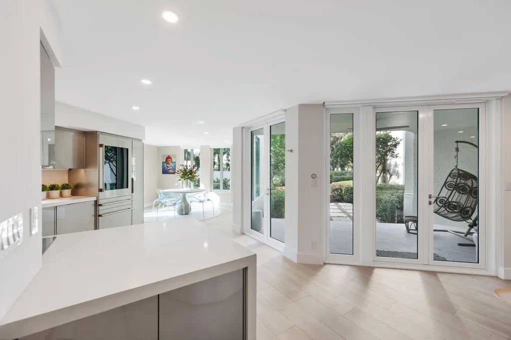 100 SE 5th Avenue Boca Raton FL 33432