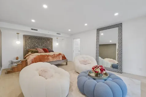 100 SE 5th Avenue Boca Raton FL 33432
