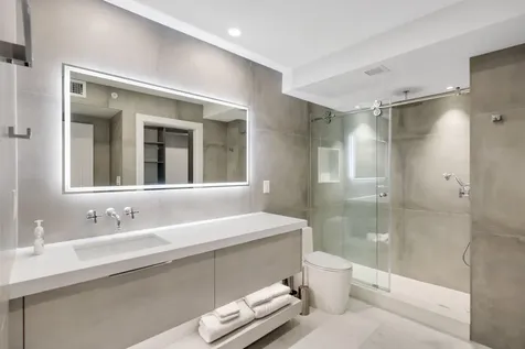 100 SE 5th Avenue Boca Raton FL 33432