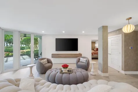 100 SE 5th Avenue Boca Raton FL 33432