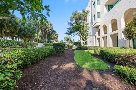 100 SE 5th Avenue Boca Raton FL 33432