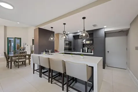 100 SE 5th Avenue Boca Raton FL 33432