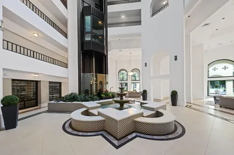 100 SE 5th Avenue Boca Raton FL 33432