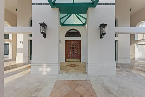 100 SE 5th Avenue Boca Raton FL 33432