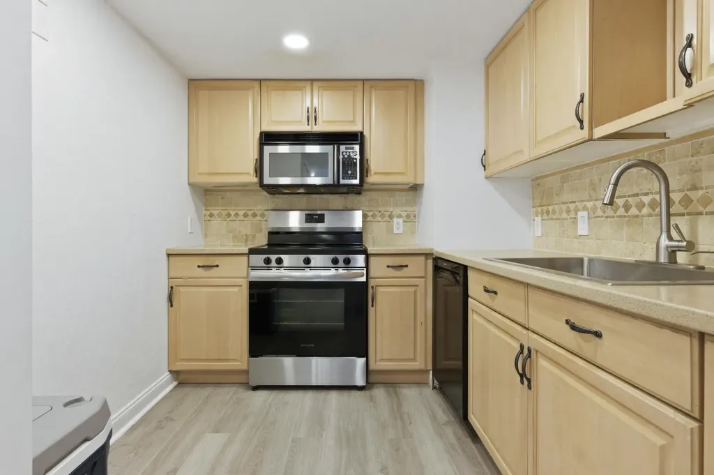 5600 N Flagler Drive West Palm Beach FL 33407