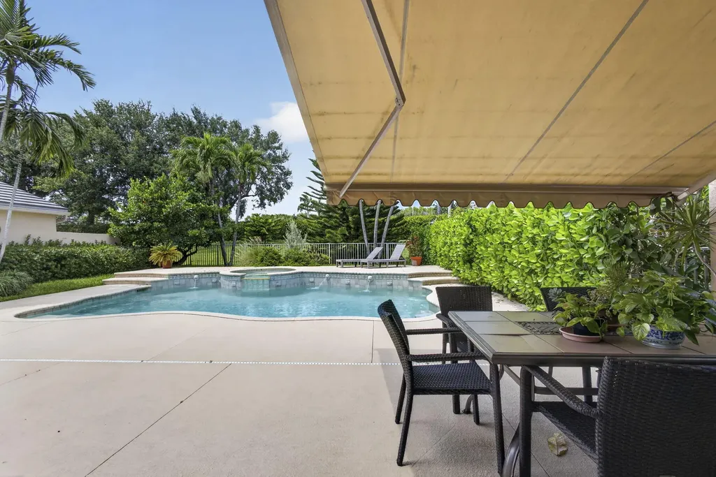 4017 Bluff Harbor Way Wellington FL 33449