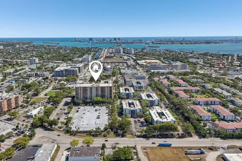 1470 NE 123rd Street North Miami FL 33161