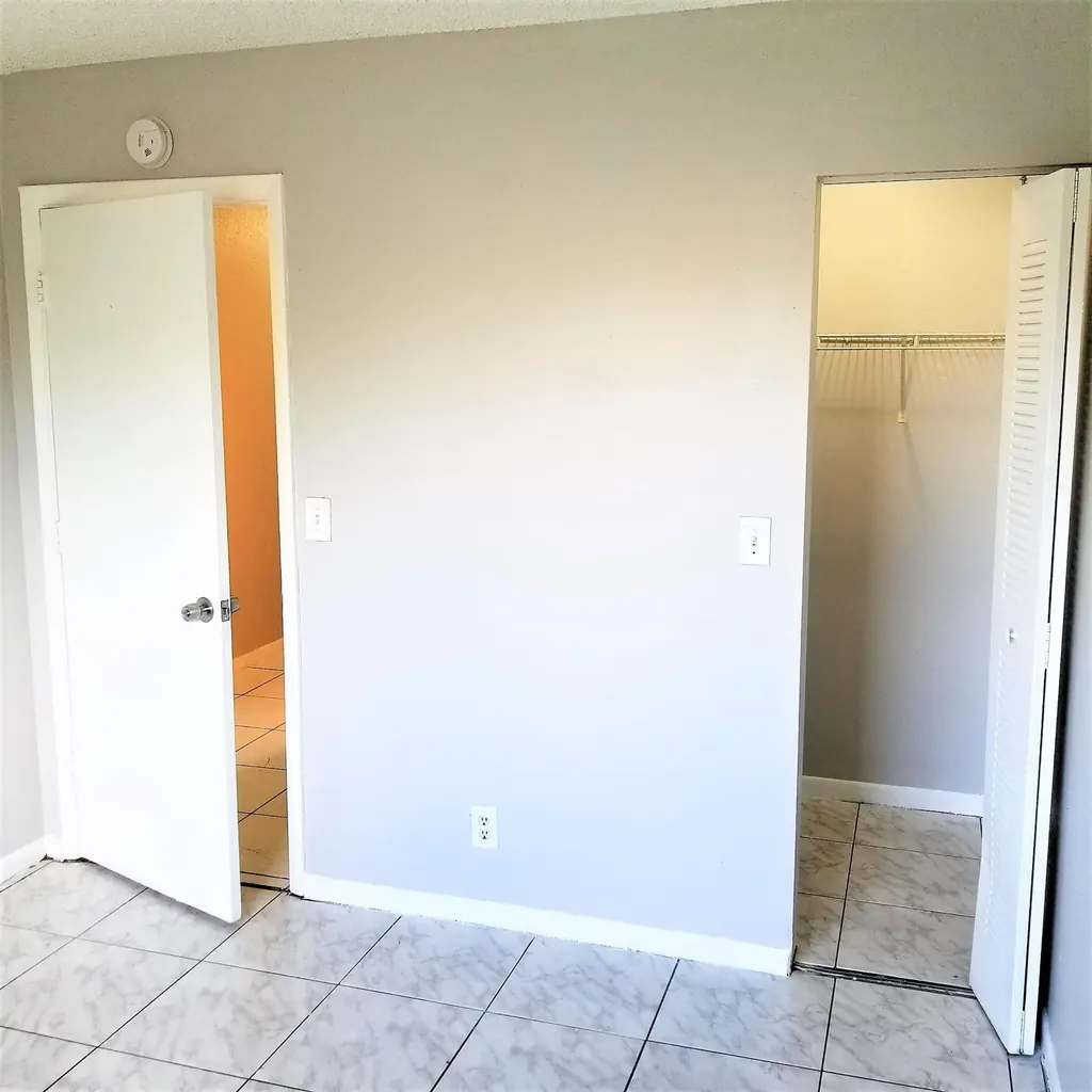 11403 NW 35th Street Coral Springs FL 33065