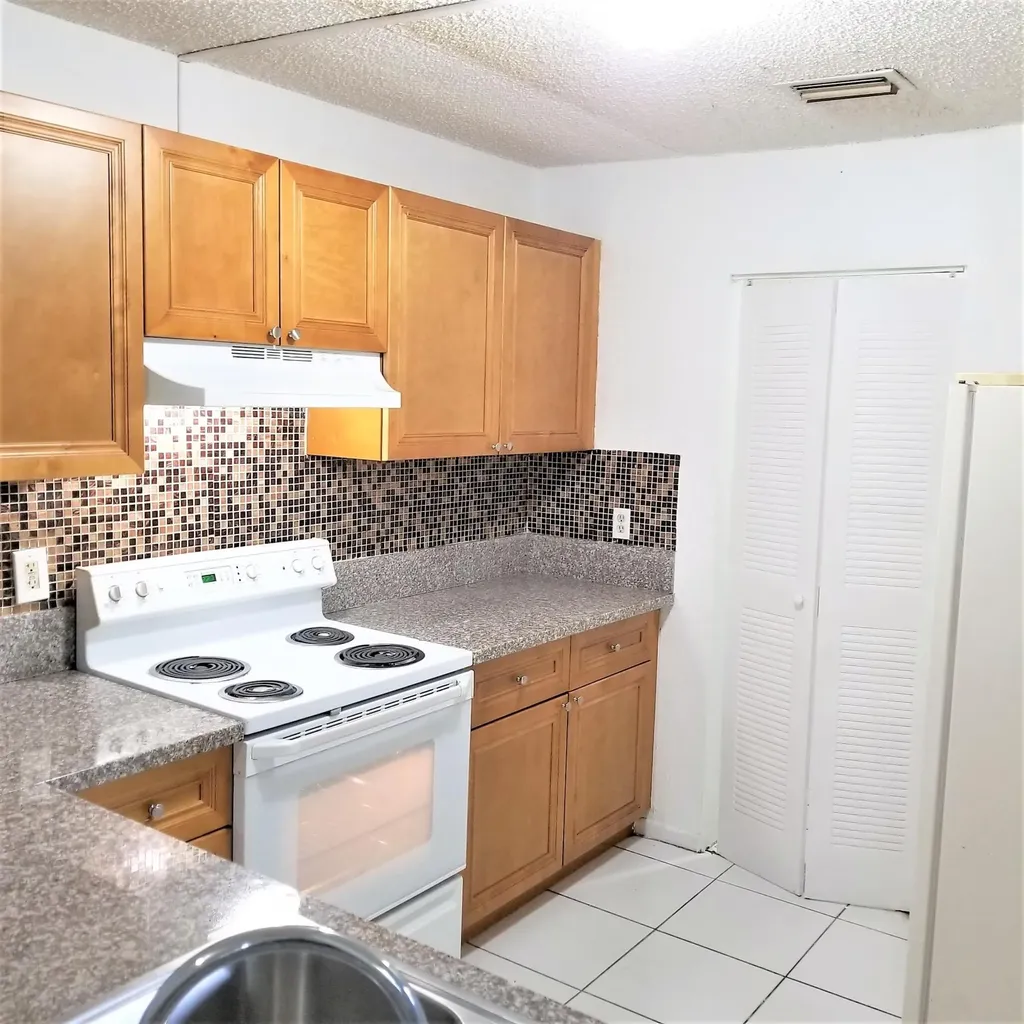 11403 NW 35th Street Coral Springs FL 33065