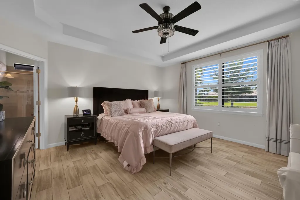 5040 Pendelton Square Vero Beach FL 32967