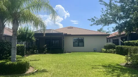 5040 Pendelton Square Vero Beach FL 32967