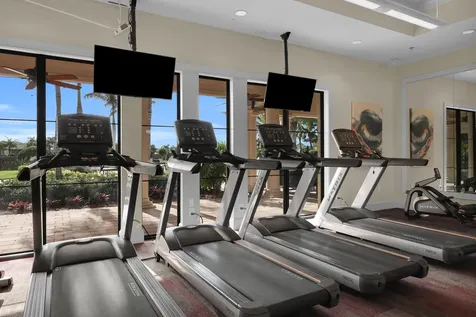5040 Pendelton Square Vero Beach FL 32967