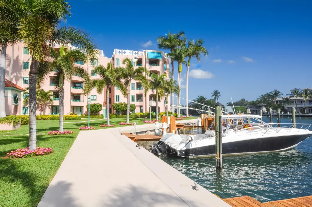 120 SE 5th Avenue Boca Raton FL 33432