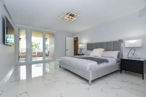 120 SE 5th Avenue Boca Raton FL 33432