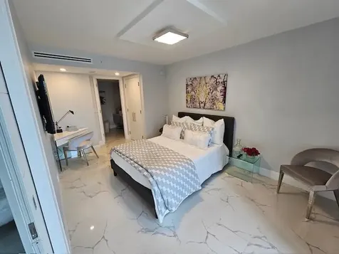 120 SE 5th Avenue Boca Raton FL 33432