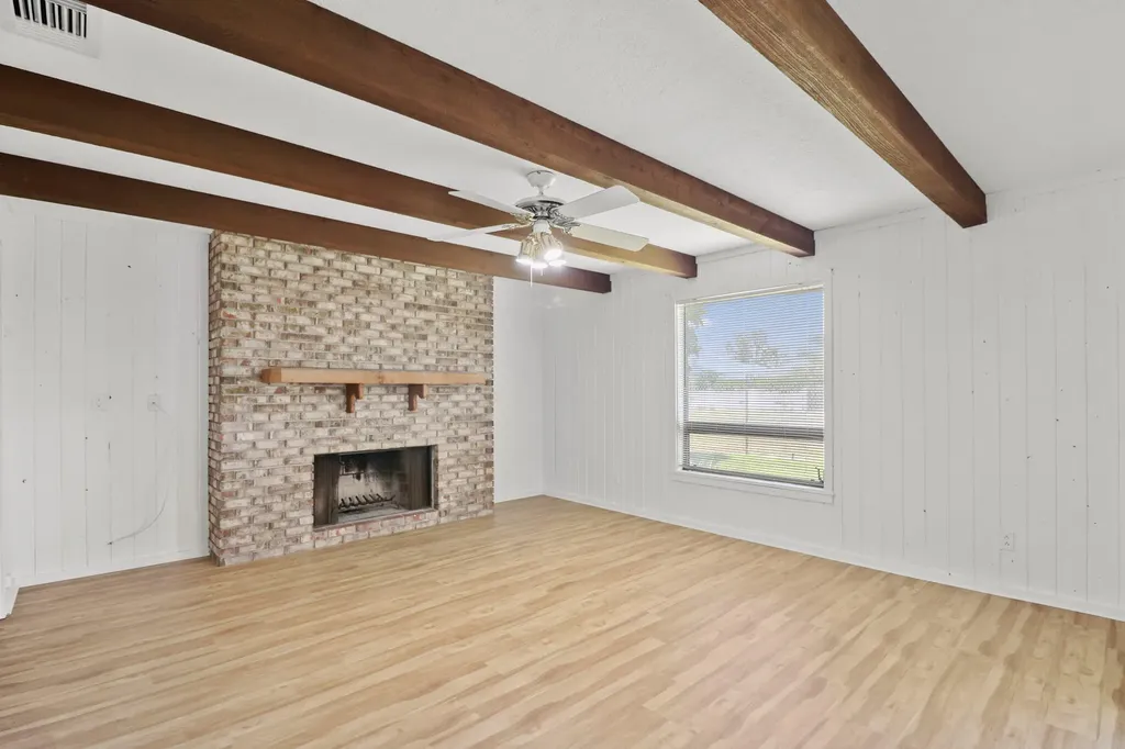 65 W Pinehill Trail W Tequesta FL 33469